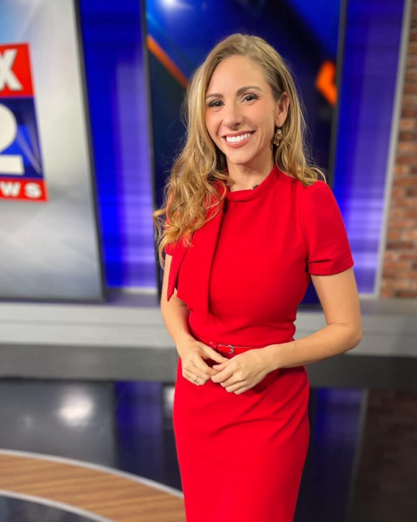 Bio/Wiki About Kellie Rowe