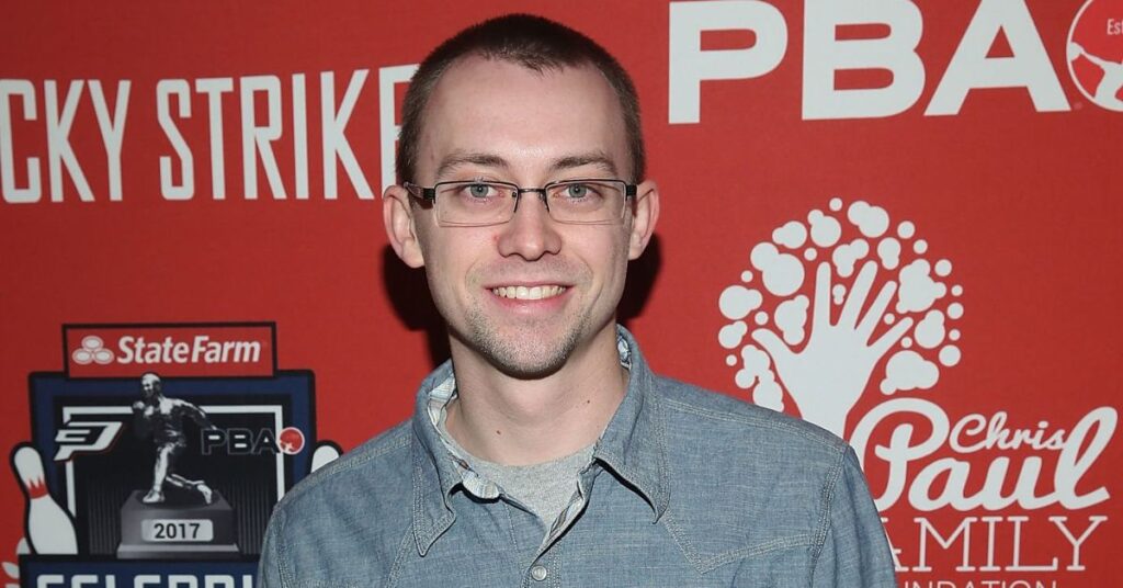 What is EJ Tackett’s net worth and salary?