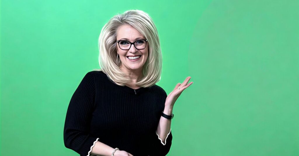 How old is Hally Vogel? Age and birthday