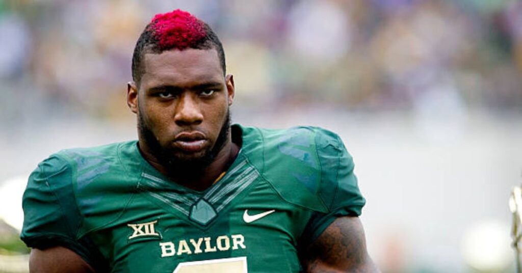 How old is Shawn Oakman? Age and birthday