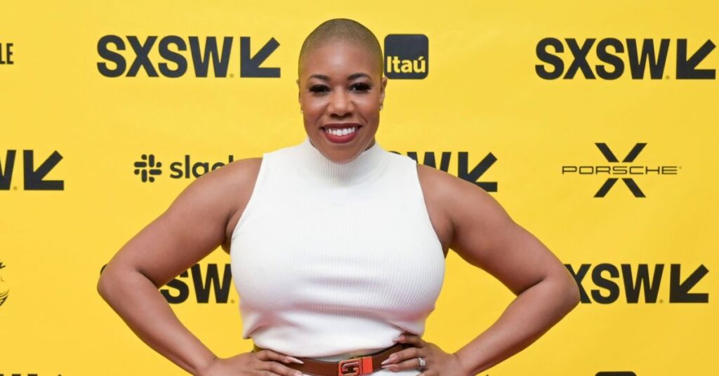 What is Symone Sanders’ net worth and salary?