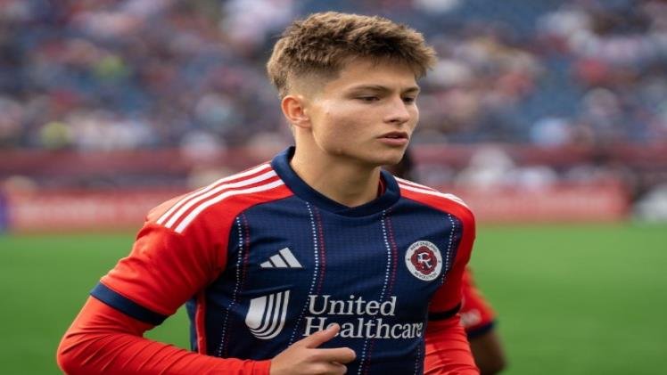 The Milwaukee Messi: Esmir Bajraktarević’s Historic Journey from MLS to the World Stage